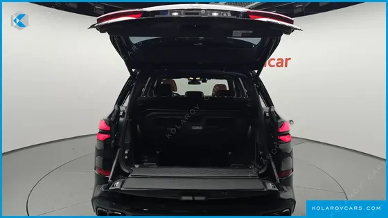 BMW X5 M60I