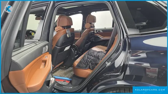 BMW X5 M50I
