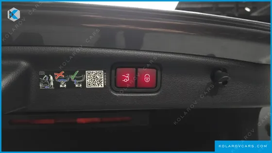 MERCEDES C-CLASS C300 4MATIC AVANTGARDE