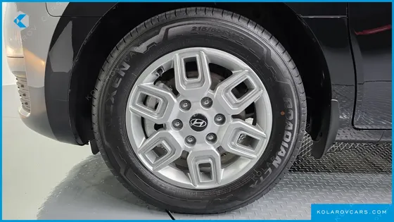 HYUNDAI STARIA HEV 1.6T CARGO 5-SEATER