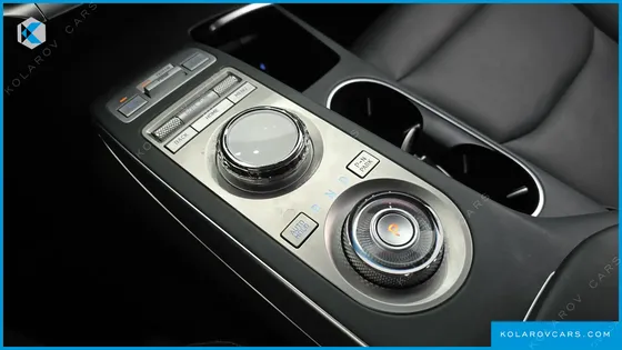 GENESIS GV70 E-AWD