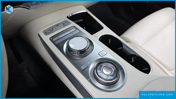 GENESIS GV70 E-AWD