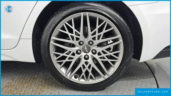 GENESIS G70 GASOLINE 2.0T 2WD