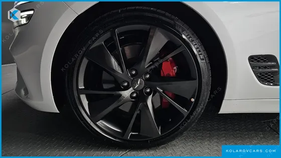 GENESIS G70 GASOLINE 3.3T 2WD