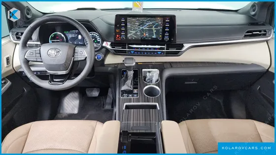 TOYOTA SIENNA 2.5 HYBRID 2WD