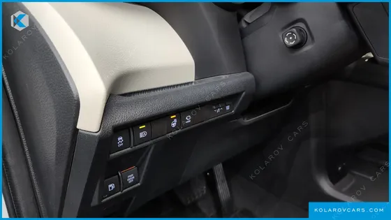 TOYOTA SIENNA 2.5 HYBRID 2WD