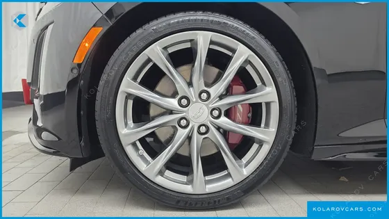 CADILLAC CT5 2.0 SPORT