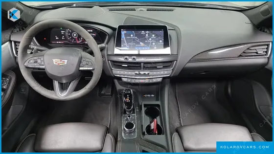 CADILLAC CT5 2.0 SPORT