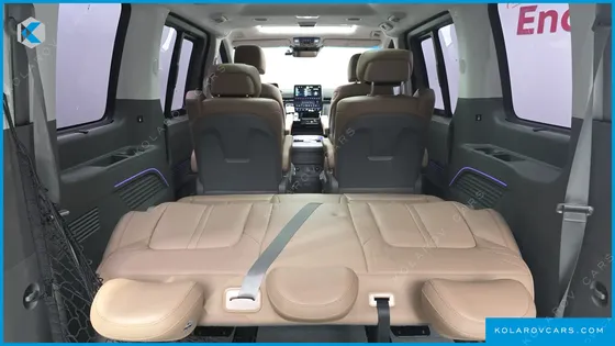 HYUNDAI STARIA HEV 1.6 LOUNGE 7-SEATER
