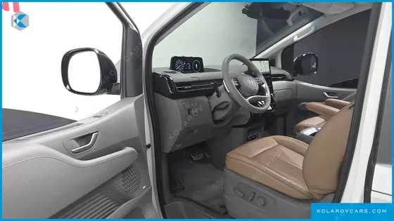 HYUNDAI STARIA HEV 1.6 LOUNGE 7-SEATER