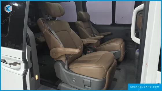 HYUNDAI STARIA HEV 1.6 LOUNGE 7-SEATER