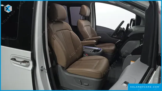 HYUNDAI STARIA HEV 1.6 LOUNGE 7-SEATER