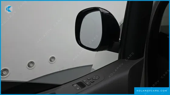 HYUNDAI STARIA HEV 1.6 LOUNGE 7-SEATER