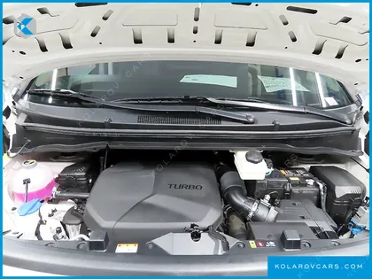 HYUNDAI STARIA TOURER 9-SEATER