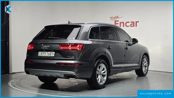 AUDI Q7 45 TFSI QUATTRO