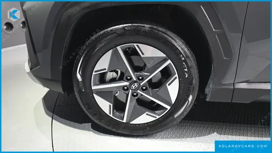 HYUNDAI TUCSON GASOLINE 1.6 TURBO 2WD
