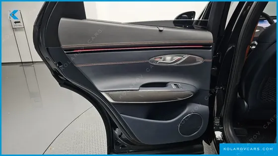 GENESIS GV70 2.5T GASOLINE 2WD