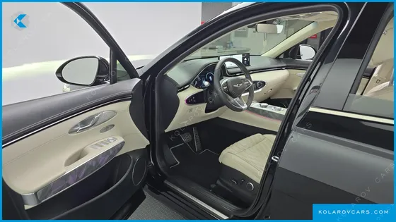 GENESIS GV70 2.5T GASOLINE 2WD