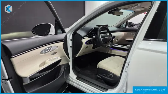 GENESIS GV70 2.5T GASOLINE 2WD