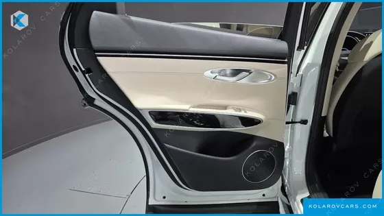 GENESIS GV70 2.5T GASOLINE 2WD