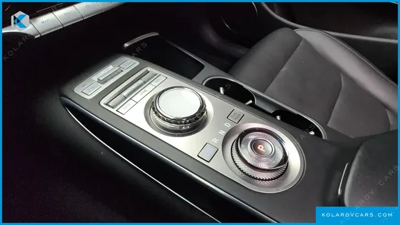 GENESIS GV70 2.5T GASOLINE 2WD