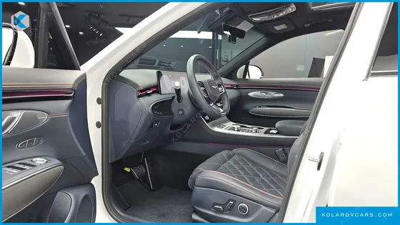 GENESIS GV70 2.5T GASOLINE 2WD