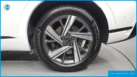 GENESIS GV70 2.5T GASOLINE 2WD