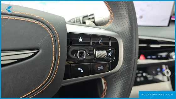 GENESIS GV70 2.5T GASOLINE 2WD