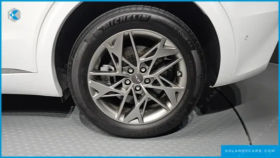GENESIS GV70 2.5T GASOLINE 2WD