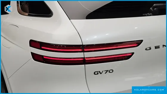 GENESIS GV70 2.5T GASOLINE 2WD