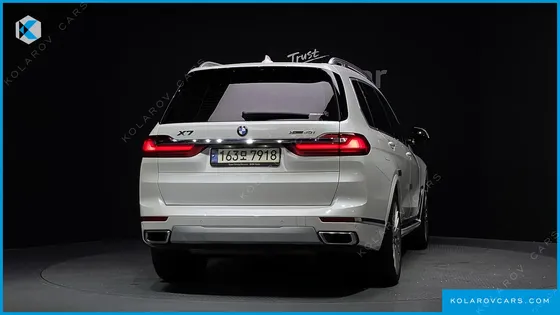 BMW X7 XDRIVE 40I DESIGN PURE EXCELLENCE 7-SEATER
