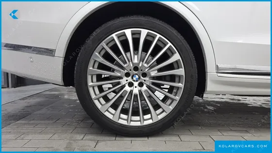 BMW X7 XDRIVE 40I DESIGN PURE EXCELLENCE 7-SEATER