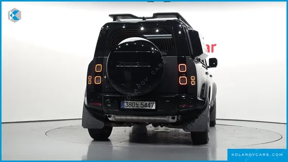 LAND ROVER DEFENDER 110 P300 X-DYNAMIC SE