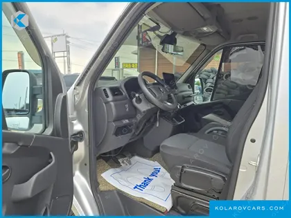 RENAULT KOREA MASTER CAMPING CAR
