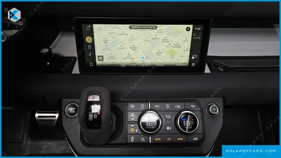 LAND ROVER DEFENDER 110 P300 X-DYNAMIC SE