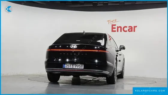 HYUNDAI GRANDEUR 2,5 GASOLINE 2WD