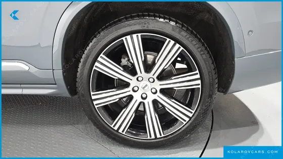 VOLVO XC90 B6 ULTIMATE BRIGHT
