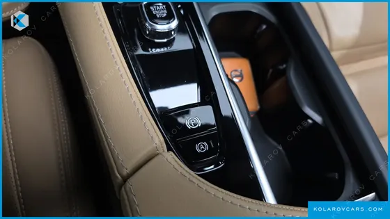 VOLVO XC90 B6 ULTIMATE BRIGHT