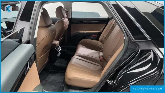 HYUNDAI GRANDEUR 2,5 GASOLINE 2WD