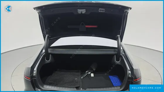 HYUNDAI GRANDEUR 2,5 GASOLINE 2WD