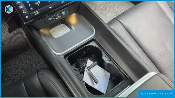 HYUNDAI GRANDEUR 2,5 GASOLINE 2WD