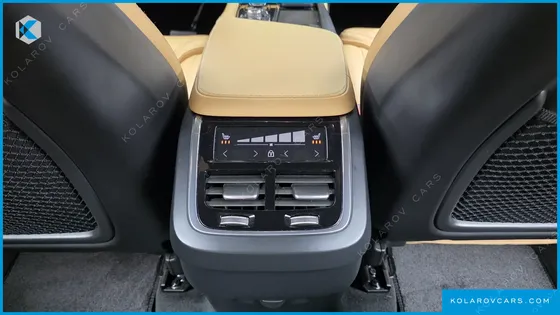 VOLVO XC90 B6 INSCRIPTION
