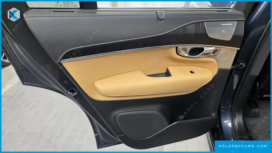 VOLVO XC90 B6 INSCRIPTION