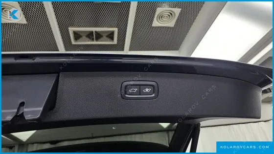 VOLVO XC90 B6 INSCRIPTION