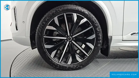 VOLVO XC90 B6 ULTRA BRIGHT