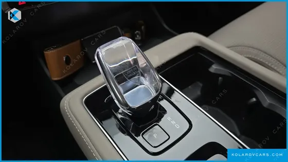 VOLVO XC90 B6 ULTRA BRIGHT