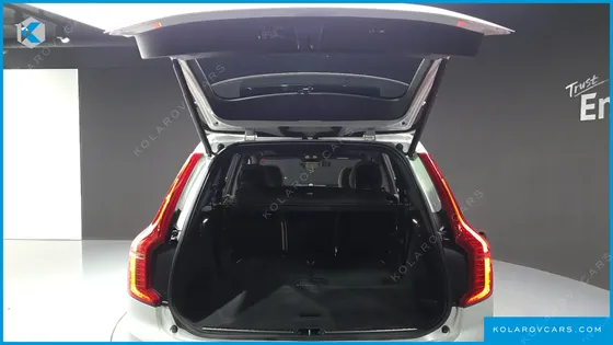 VOLVO XC90 T8 ULTIMATE BRIGHT HYBRID