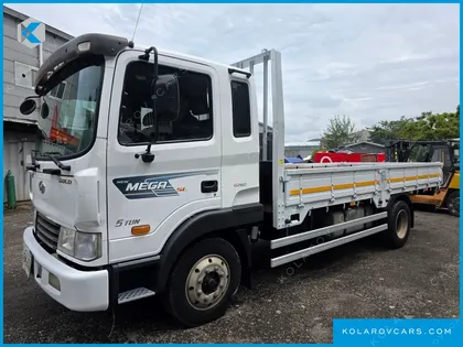HYUNDAI MEGA TRUCK GOLD