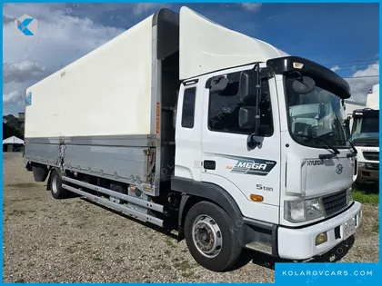 HYUNDAI MEGA TRUCK GOLD
