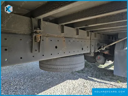 HYUNDAI MEGA TRUCK GOLD
